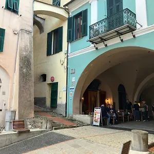  Appartamento Beautifully Restored Romantic In The Centre Of Historic Italia