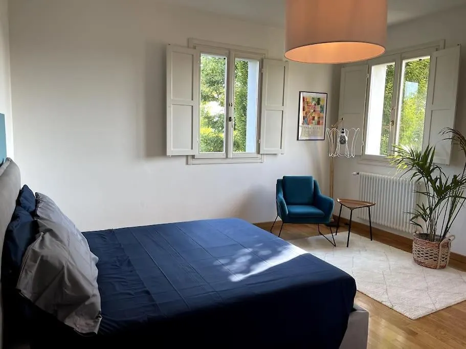Appartamento moderno in Tenuta Melloni Anzola dell'Emilia 0*,  Italia